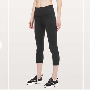 Lululemon Wunder Under Crop (Hi-Rise) *Full-On Luxtreme 21" - Black